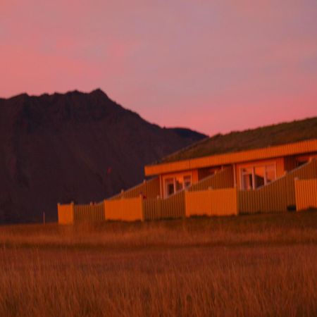 Guesthouse Hof Hofgarthar Bagian luar foto