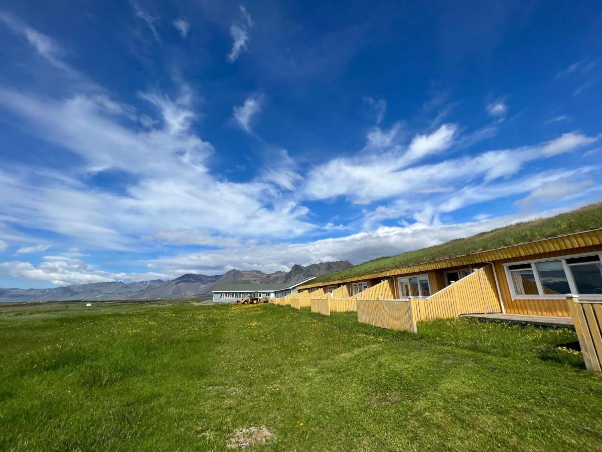 Guesthouse Hof Hofgarthar Bagian luar foto